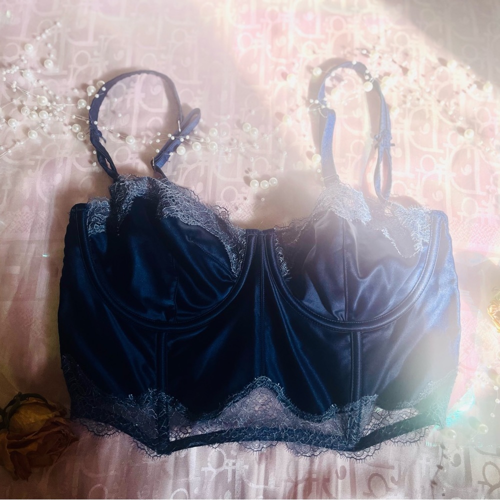 2000’s Victoria’s Secret corset